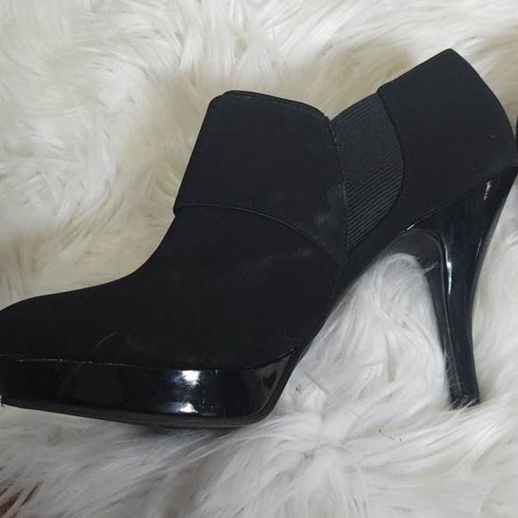 Unlisted Black slip on heels - Picture 10 of 13